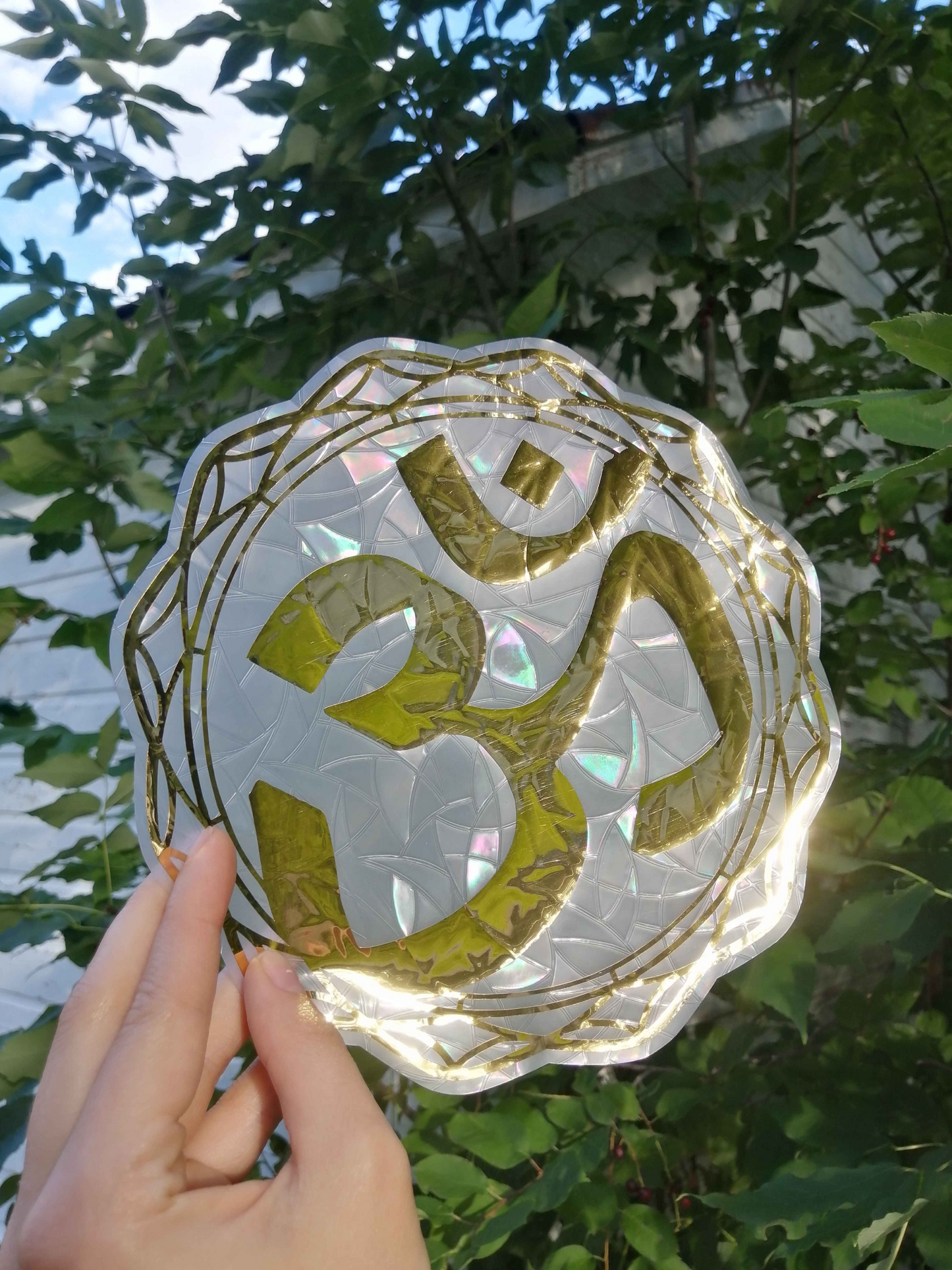 Ohm - Suncatcher Sticker 